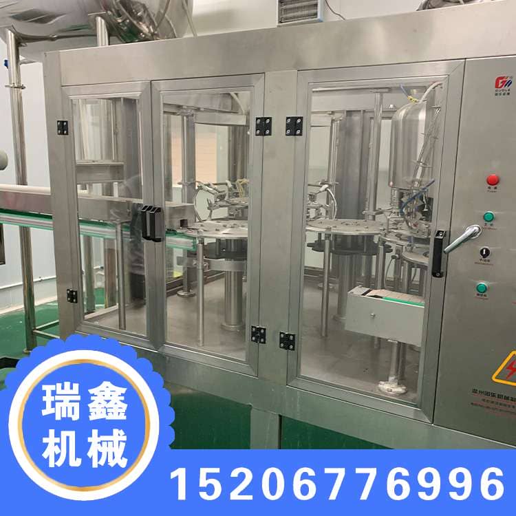 玻璃水灌装机、旋盖机